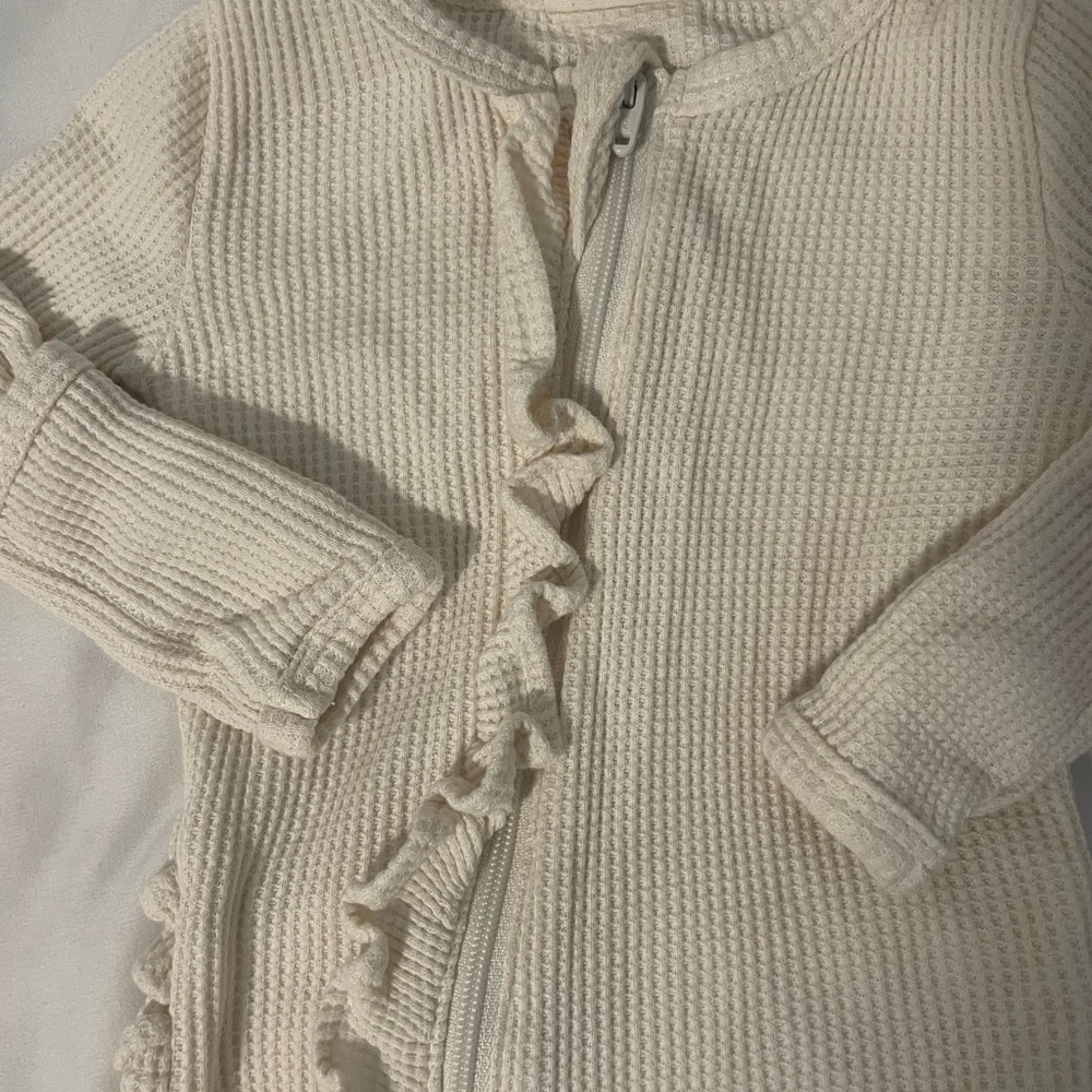 Spearmint love Cream Ruffled Knit Sweater